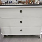 677 6361 CHEST OF DRAWERS